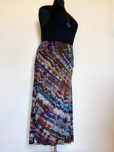 Load image into Gallery viewer, Women’s XL Maxi Skirt in ‘Dark Star’ Twist
