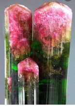 Load image into Gallery viewer, Women’s Medium Geode Jersey Relaxed-Fit Muscle-Sleeve Swing Tunic in ‘Watermelon Tourmaline’
