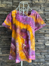 Load image into Gallery viewer, Women’s Large Geode Short Sleeved Pocket T-Shirt in ‘Golden Orchid’
