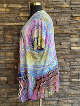 Load image into Gallery viewer, Women’s 2XL Reverse Geode Kimono with Drop Pockets in ‘Abalone’
