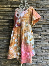 Load image into Gallery viewer, Women’s Medium Linen/Rayon Geode Short Sleeve Babydoll Dress with Pockets in ‘Desert Bloom’
