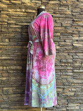 Load image into Gallery viewer, Women’s XL (14/16) Geode Robe in ‘Gypsy Skies’
