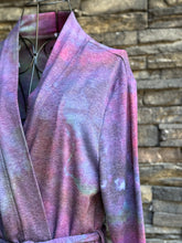 Load image into Gallery viewer, Women’s Small Geode Knee-Length 3/4 Sleeve Robe in ‘Mermaid Tail’
