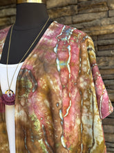 Load image into Gallery viewer, Women’s One Size (Fits M-3X best) Linen/Rayon Geode Kimono in ‘Mother Nature’
