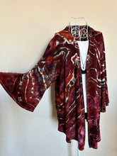 Load image into Gallery viewer, Women’s Large Geode Bell Sleeve Kimono in Bordeaux Rust’
