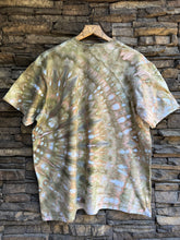 Load image into Gallery viewer, Men’s 2XL T-Shirt in ‘Pewter’
