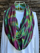 Load image into Gallery viewer, Bail Seamless Rayon Jersey Infinity Scarf in ‘Wicked’
