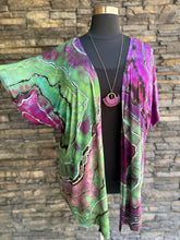 Load image into Gallery viewer, Women’s XL Reverse Geode Kimono in ‘Emerald Berry’
