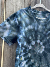 Load image into Gallery viewer, Youth XS (6/7) Spiral T-Shirt in ‘Raven’
