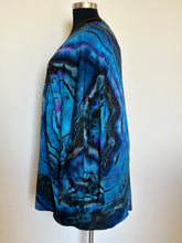 Load image into Gallery viewer, Women’s XL/XXL Reverse Geode Hand-sewn Bell Sleeved Kimono with Pockets in ‘Midnight Sapphire’
