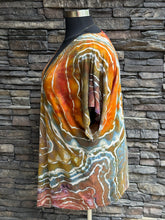 Load image into Gallery viewer, Women’s Medium Geode Kimono in ‘Rustic Rainbow’
