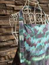 Load image into Gallery viewer, Adult Apron with Pockets in ‘Northern Lights’
