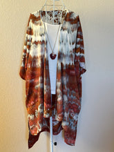 Load image into Gallery viewer, Women’s S/M 100% Rayon Kimono Jacket with Pockets in ‘Shiitake Twist’
