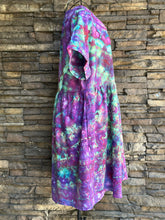 Load image into Gallery viewer, Women’s Medium (could fit a large too) Linen/Rayon Geode V-Neck Babydoll Dress with Pockets in ‘Northern Lights’
