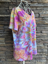 Load image into Gallery viewer, Custom Spiral T-Shirt in ‘Bird Song’ &amp; Linen Cropped Pants for Monika
