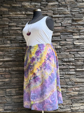Load image into Gallery viewer, Women’s XXL Linen/Rayon Midi Skirt with Button Front &amp; Pockets in ‘Sugar Plum’
