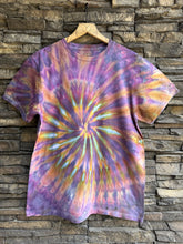 Load image into Gallery viewer, Men’s Large Spiral T-Shirt in ‘Sugar Plum’
