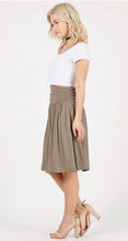 Load image into Gallery viewer, Women’s Large Geode Knee Length Skirt with Ruched Waistband &amp; Pockets in ‘Turkey Tail Mushroom’
