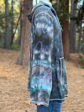 Load image into Gallery viewer, Men’s 2XL Geode Long Sleeved Hooded Henley in ‘Starling’
