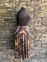 Load image into Gallery viewer, Women’s 3XL Geode Knee Length Skirt with Ruched Waistband &amp; Pockets in ‘Turkey Tail Mushroom’
