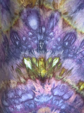 Load image into Gallery viewer, Women’s XXL Linen/Rayon Midi Skirt with Button Front &amp; Pockets in ‘Sugar Plum’
