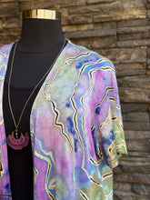 Load image into Gallery viewer, Women’s 2XL Reverse Geode Kimono with Drop Pockets in ‘Abalone’
