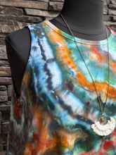 Load image into Gallery viewer, Women’s 2X Geode Luxe Tank Top in ‘Rooster’
