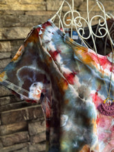 Load image into Gallery viewer, Women’s XS Luxe Geode V-Neck T-Shirt in ‘Pinot Sage’

