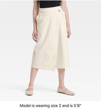 Load image into Gallery viewer, Women’s Size 12 Cotton Midi Wrap Skirt with Pockets in ‘Avalon’
