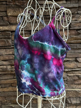 Load image into Gallery viewer, Women’s XL Pact Organic Cotton Cropped Geode Racerback Tank Top with Shelf Bra in ‘Mermaid Tail’
