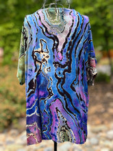 Load image into Gallery viewer, Custom Reverse Geode Kimono in ‘Abalone’ for Sue
