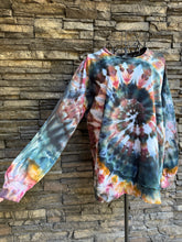 Load image into Gallery viewer, Women’s Medium Oversized 100% Organic Cotton Burt’s Bees Spiral Sweatshirt in ‘Pinot Sage &amp; Teal’
