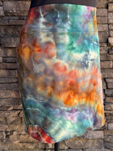 Load image into Gallery viewer, Women’s Large Geode Bodycon Mini Skirt in ‘Rooster’
