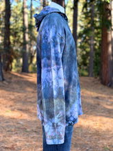 Load image into Gallery viewer, Men’s Medium Geode Hooded Long Sleeved Shirt in ‘Raven’
