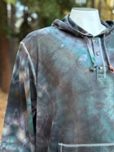 Load image into Gallery viewer, Men’s 2XL Geode Long Sleeved Hooded Henley in ‘Starling’
