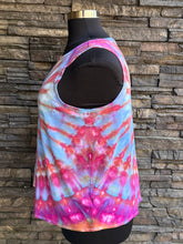 Load image into Gallery viewer, Women’s XL Luxe Spiral Tank Top in ‘Bird Song’
