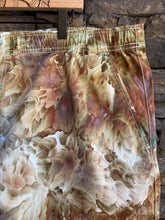 Load image into Gallery viewer, Men’s XXL Twill Jogger Shorts in ‘Wild Thing’
