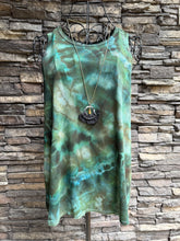 Load image into Gallery viewer, Women’s Medium Luxe Geode Tank Top in ‘Moss Agate’
