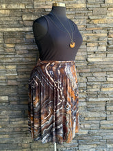 Load image into Gallery viewer, Women’s 2XL Geode Knee Length Skirt with Ruched Waistband &amp; Pockets in ‘Turkey Tail Mushroom’

