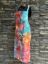 Load image into Gallery viewer, Adult Apron with Pockets in ‘Fall Blooms’
