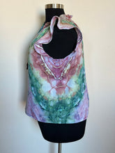 Load image into Gallery viewer, Women’s XL Geode Sleeveless Crinkle Gauze Top in ‘Tide Pool’
