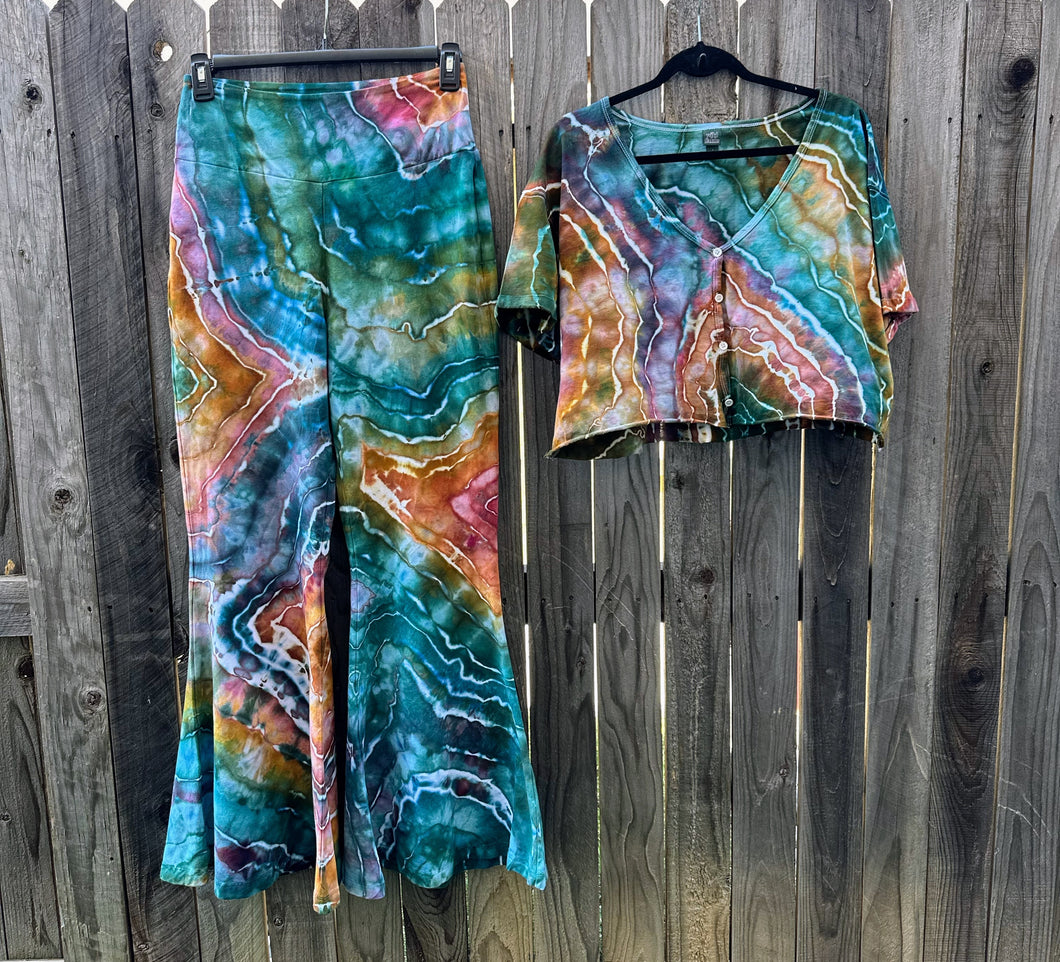 Custom Geode Super Bell Yoga Pants and Matching Crop Top for Emily