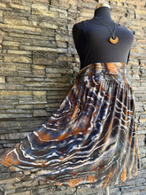 Load image into Gallery viewer, Women’s 3XL Geode Knee Length Skirt with Ruched Waistband &amp; Pockets in ‘Turkey Tail Mushroom’
