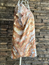 Load image into Gallery viewer, Women’s Small 100% Rayon Short Sleeve Top in ‘Desert Rose’
