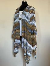 Load image into Gallery viewer, Women’s L-3X Handsewn Rayon Challis Kimono Duster in ‘Pewter Twist’
