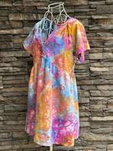Load image into Gallery viewer, Women’s XS Geode Linen/Rayon Short Sleeve Babydoll Dress with Pockets in ‘Bird Song’

