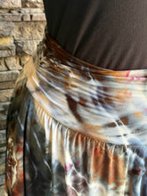 Load image into Gallery viewer, Women’s XL Geode Skirt with Ruched Waistband &amp; Pockets in ‘Pinot Sage’
