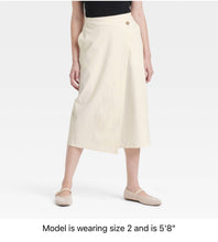 Load image into Gallery viewer, Women’s Size 14 Cotton Midi Wrap Skirt with Pockets in ‘Avalon’
