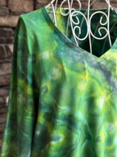Load image into Gallery viewer, Women’s Large Geode Long-Sleeve V-Neck T-Shirt in ‘Parrot Wing Chrysocolla’
