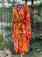 Load image into Gallery viewer, 6 Custom Geode Bride &amp; Bridesmaid Short Robes for Maggie
